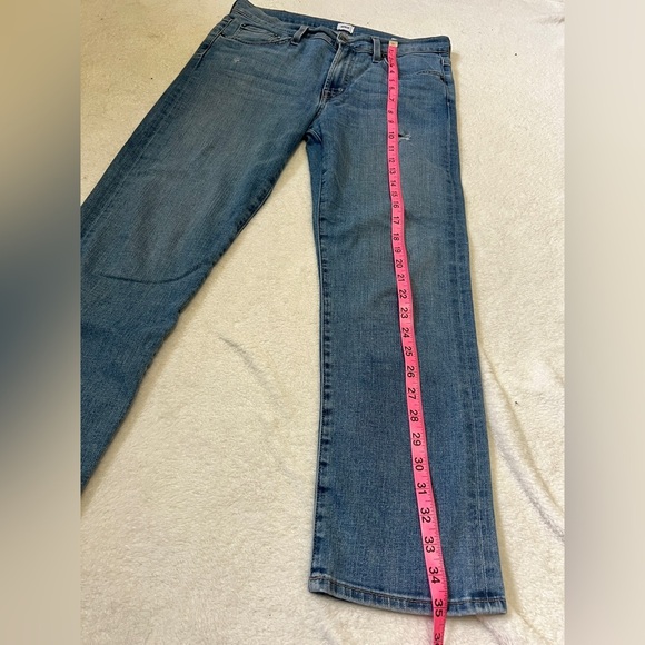 EDWIN Light Wash Elin Straight Leg Crop - Size 28 (Measures 31") - Picture 12 of 13